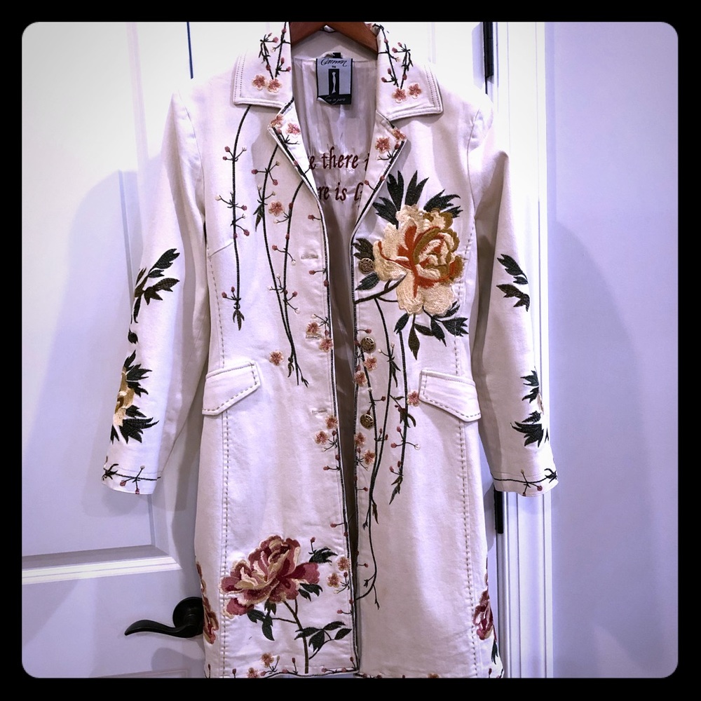 Embroidered long jacket